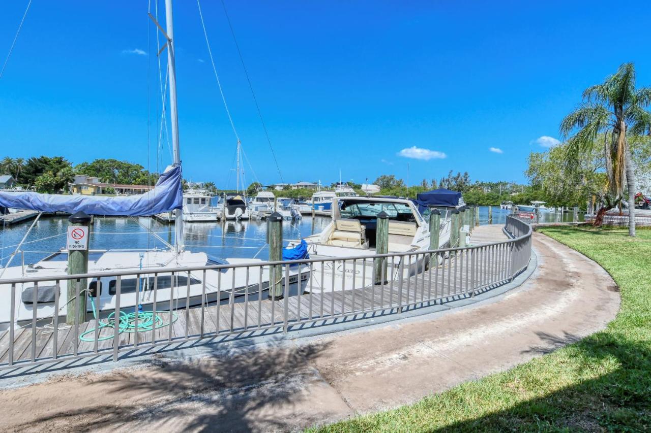 Waterfront Room, Heated Pool, Tiki Bar & Grill South Bradenton Luaran gambar